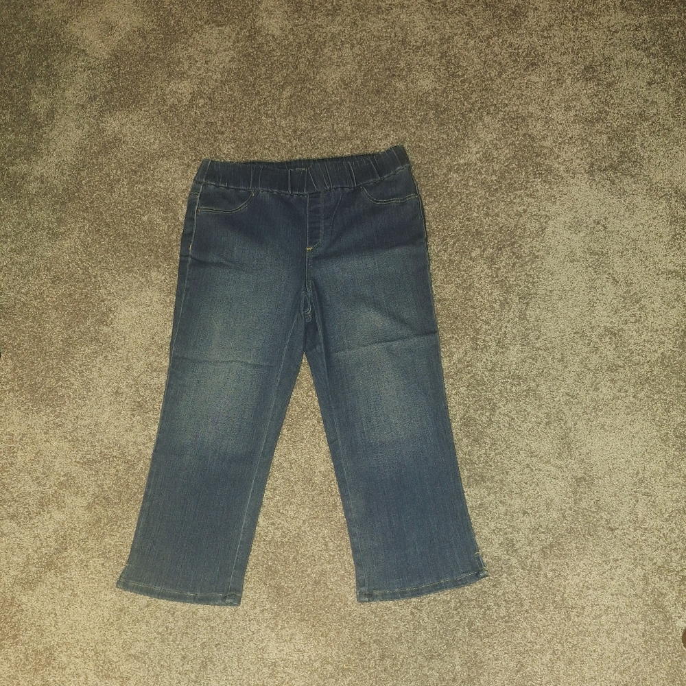 CHICO'S Capri Denim Women's Pull On Jegging Jeans. Size 1